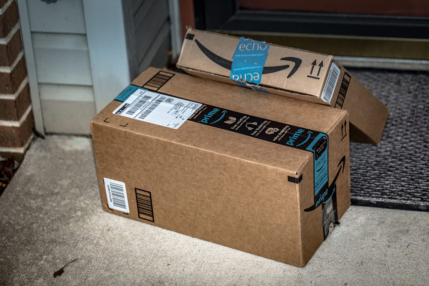 How To Stop Porch Pirates From Stealing Your Packages - The Plug 